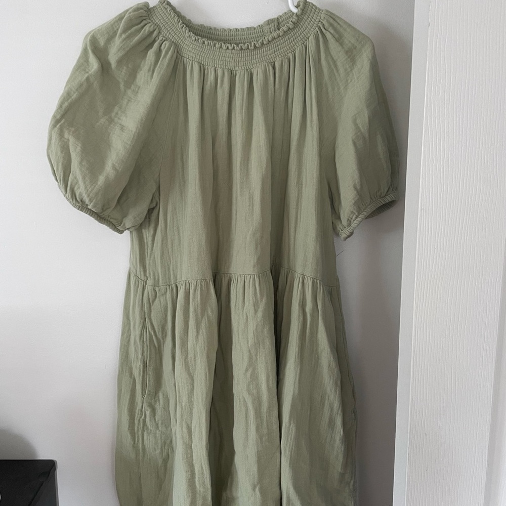 Universal Thread Smocked Gauze Shift Dress - Women’s M